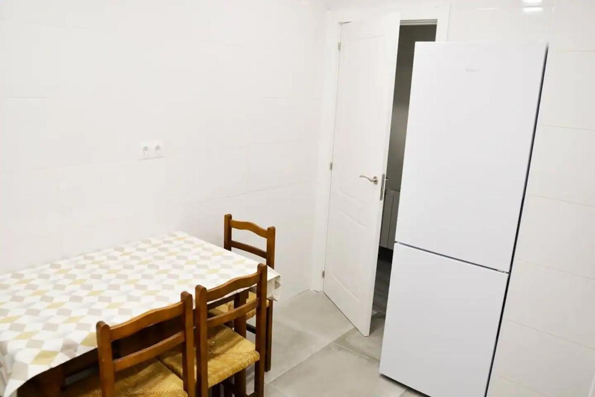Nuevo Apartamento De 3 Dormitorios En Calle Alta サンタンデール エクステリア 写真