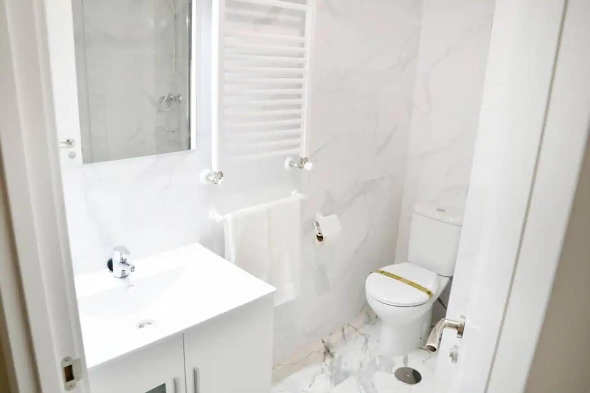 Nuevo Apartamento De 3 Dormitorios En Calle Alta サンタンデール エクステリア 写真