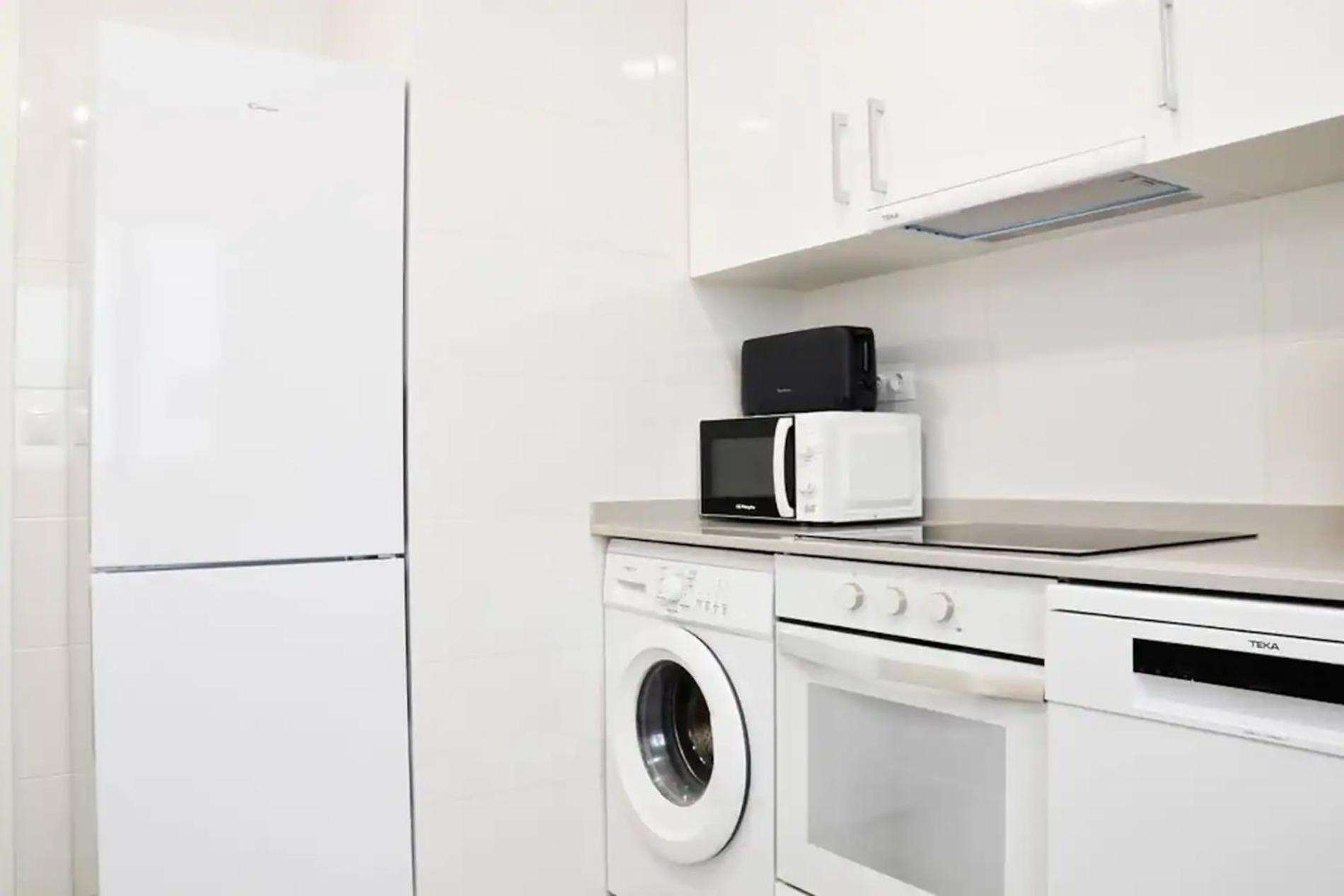 Nuevo Apartamento De 3 Dormitorios En Calle Alta サンタンデール エクステリア 写真