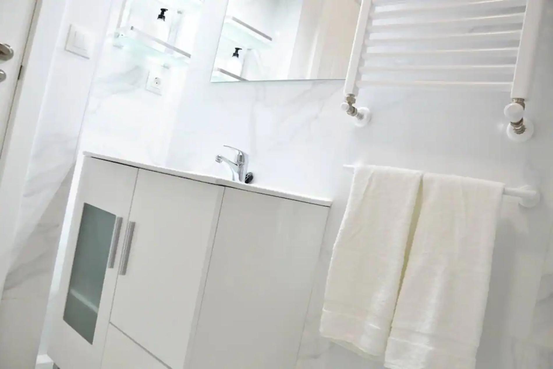 Nuevo Apartamento De 3 Dormitorios En Calle Alta サンタンデール エクステリア 写真