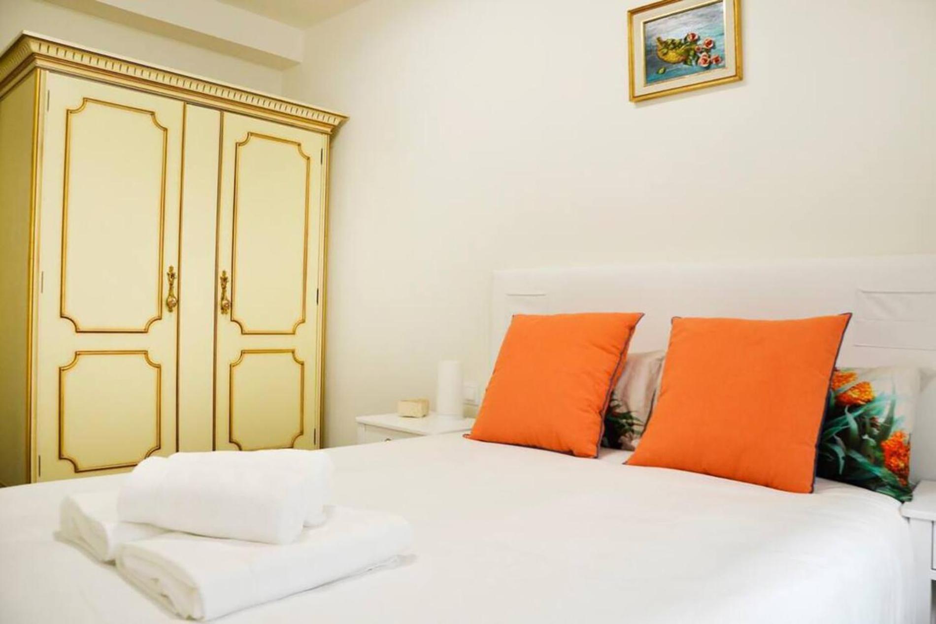 Nuevo Apartamento De 3 Dormitorios En Calle Alta サンタンデール エクステリア 写真